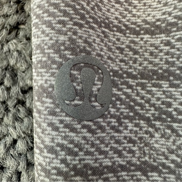 Lululemon Om Pant Crop Lightweight Harem Pants Size 4 Light Grey - Picture 10 of 10